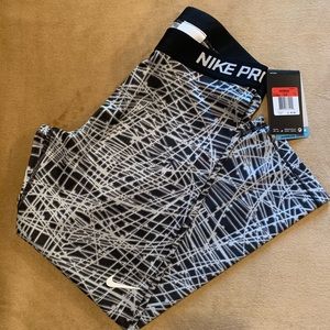 Nike Pro Hypercool